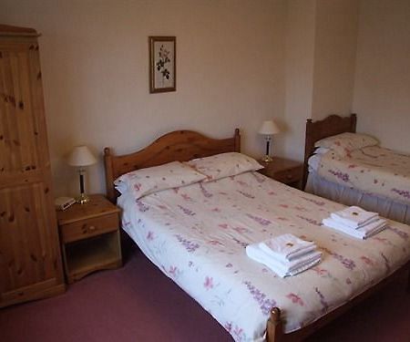 Cefn Uchaf Guesthouse Garndolbenmaen Exterior photo